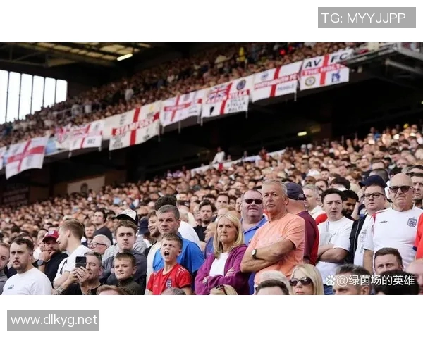 国际足联俱乐部世界杯百万富翁阿里亚斯扑救